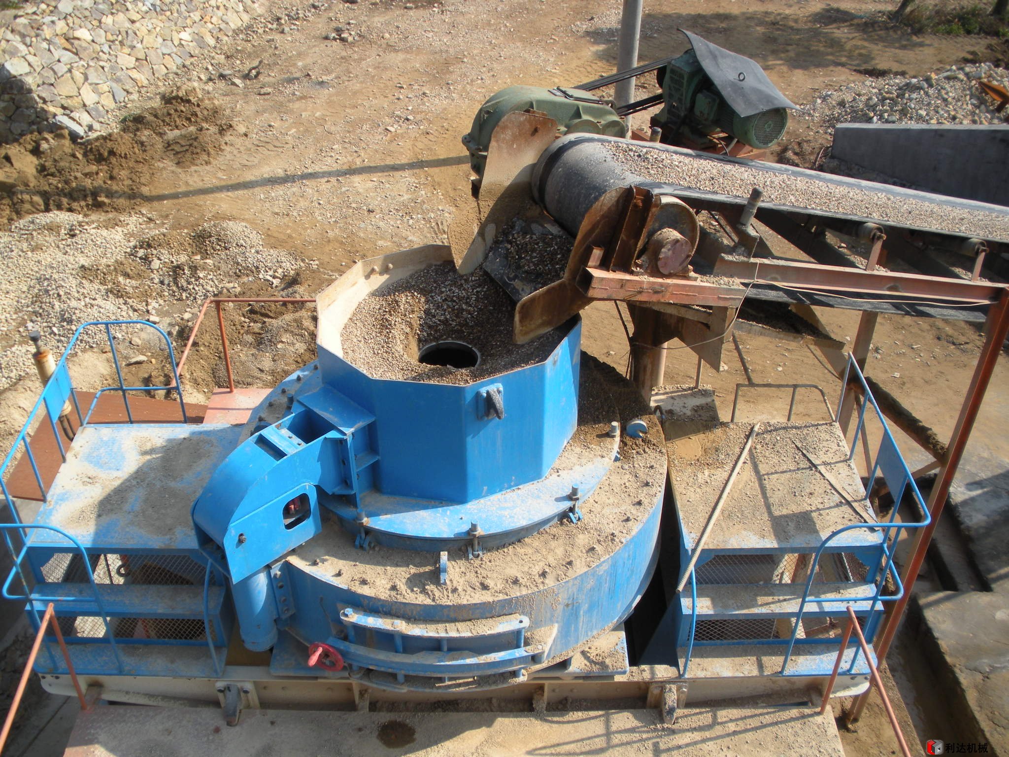 制砂機生產(chǎn)線現(xiàn)場